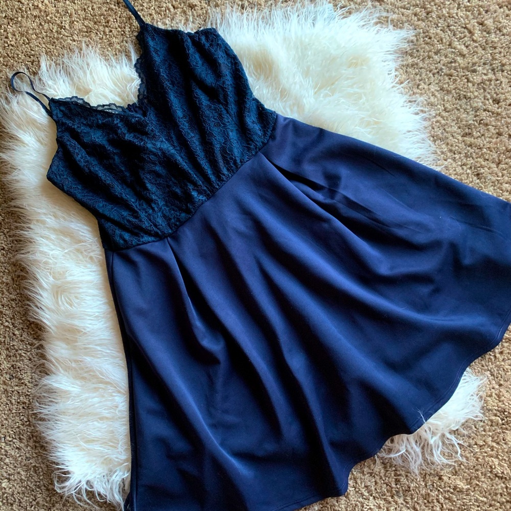 🆕 CHARLOTTE RUSSE Navy Mini Dress Size XL